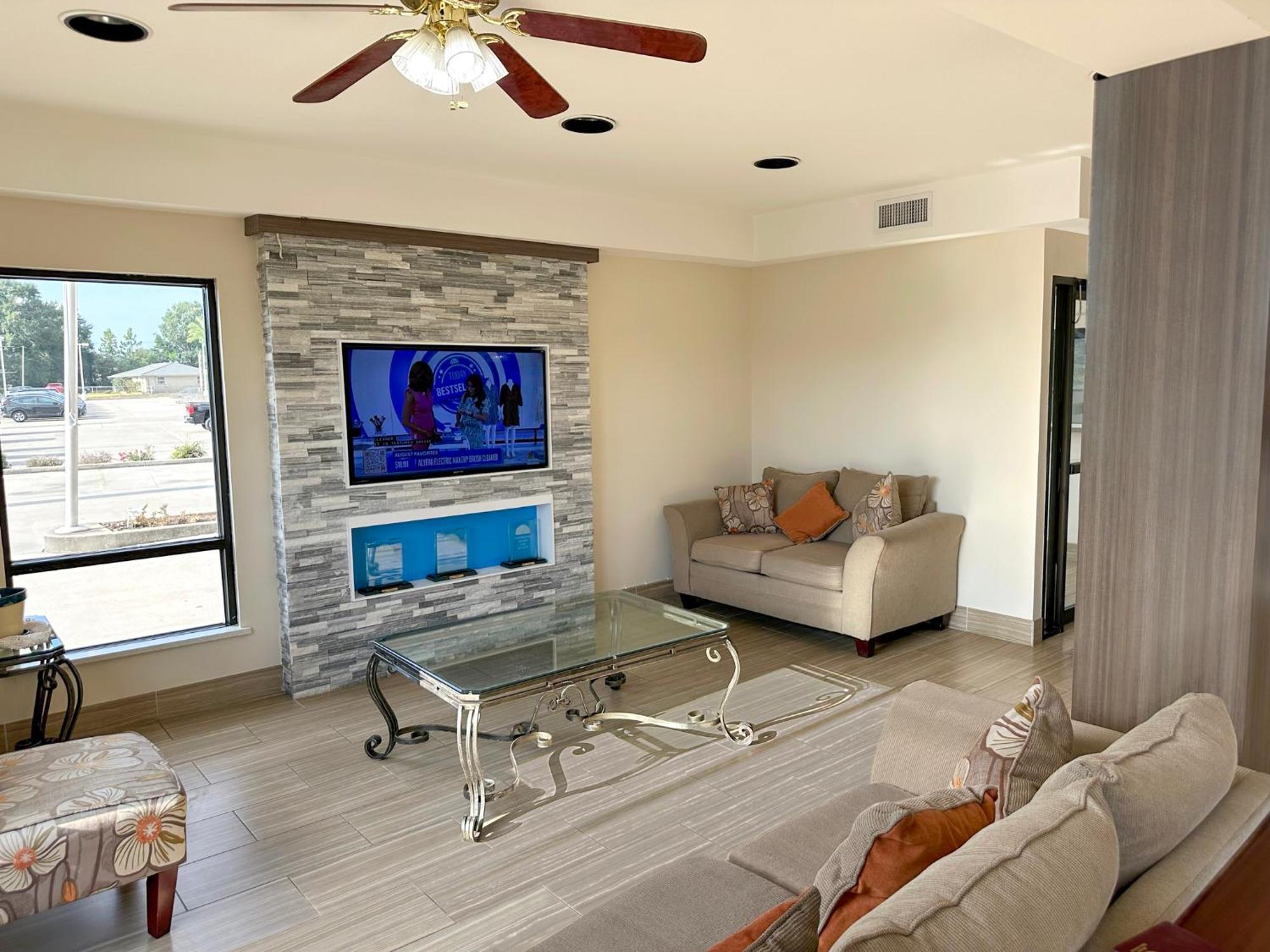 Days Inn & Suites By Wyndham Opelousas Eksteriør bilde
