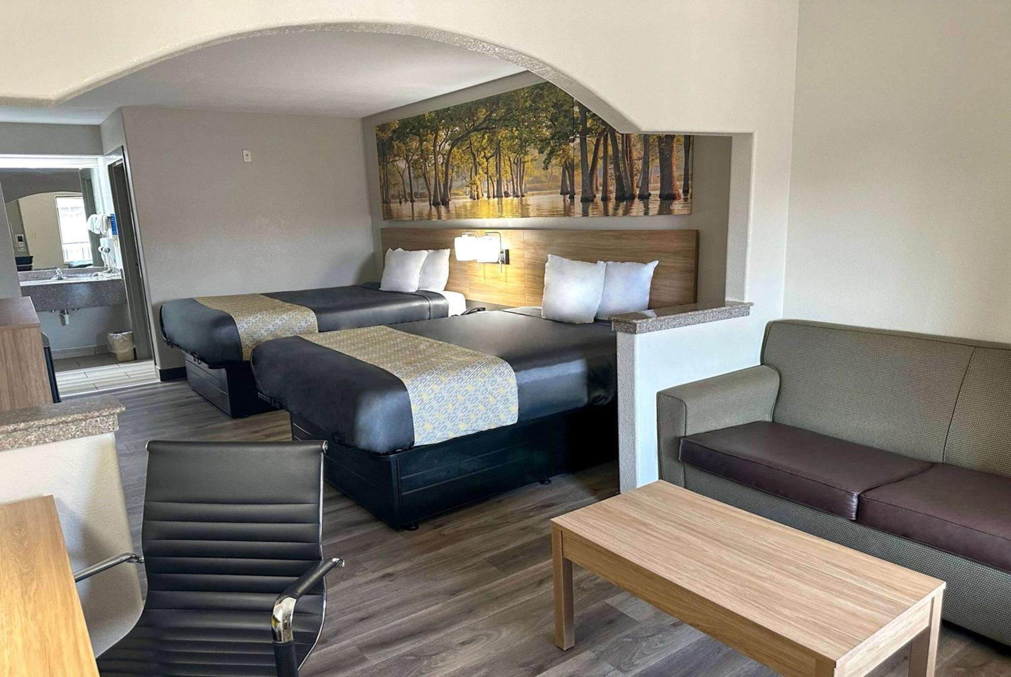 Days Inn & Suites By Wyndham Opelousas Eksteriør bilde